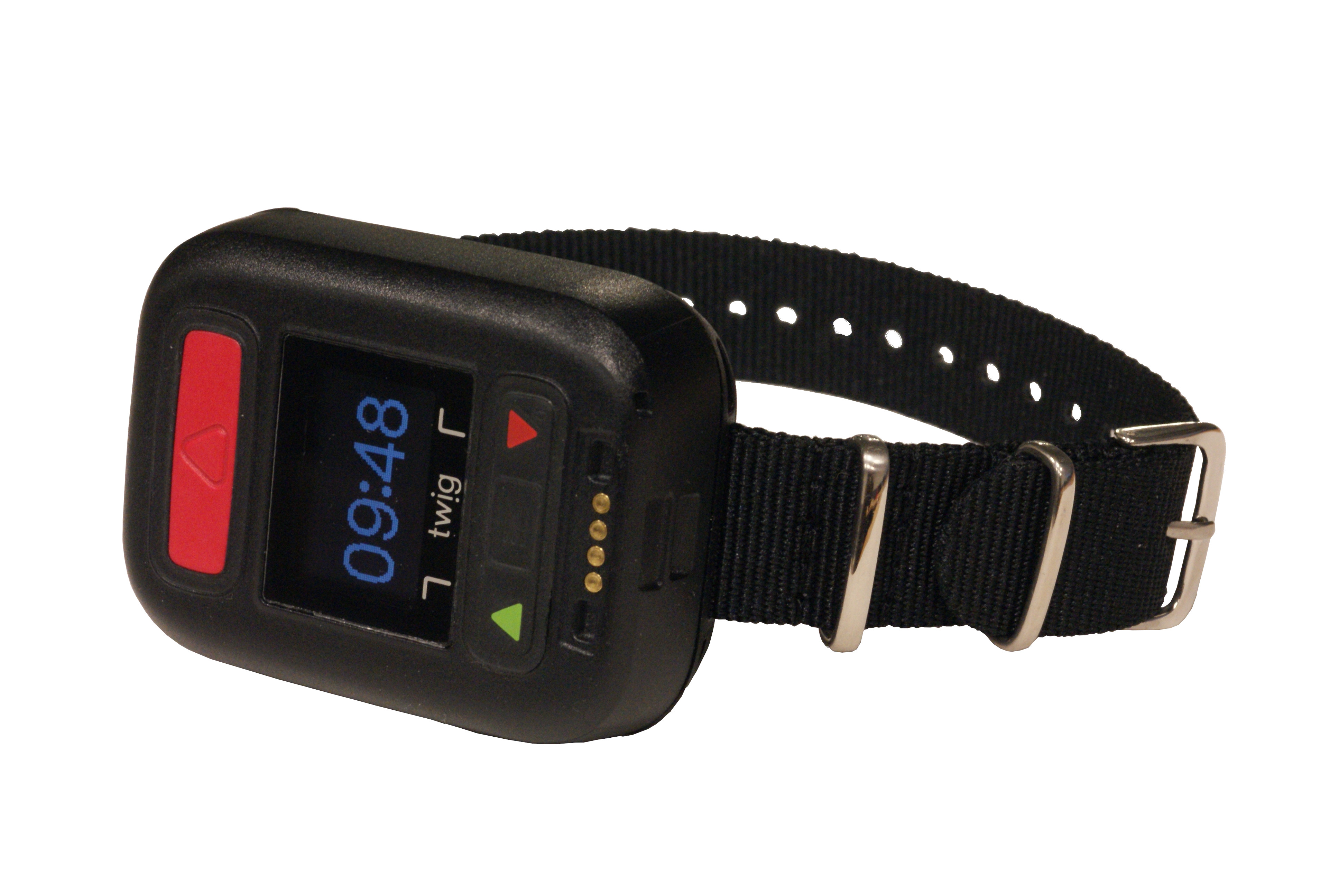 TWIG Neo with bracelet HighRes | TWIG personal alarms